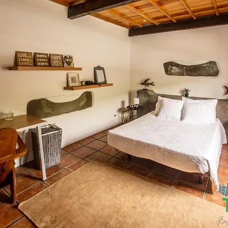 Split Rock House * Feteira (Terceira)