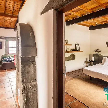 Split Rock House Feteira (Terceira)